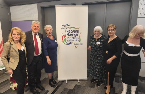 Tele-ház, tele szív! Farsaaang!